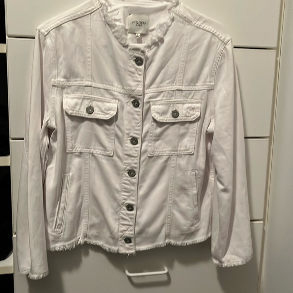 Hidden Brand Women’s White Frayed Edge Lightweight Jacket- Size Large